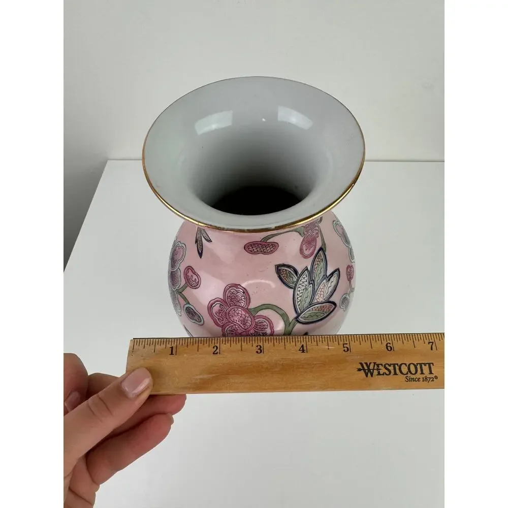 VINTAGE Pink Floral Porcelain Chinese Green Vines Theme Decor Vase Macau 11.5